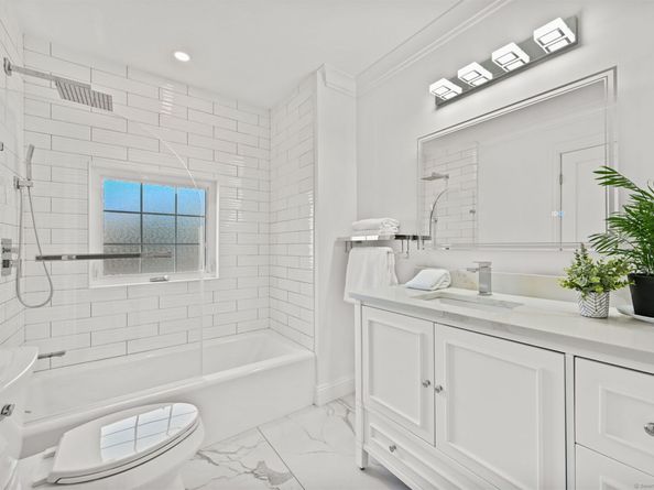 401 Unity Road, Trumbull CT 06611