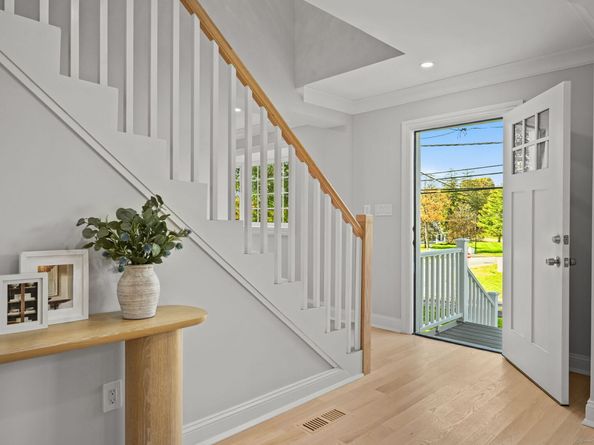 401 Unity Road, Trumbull CT 06611