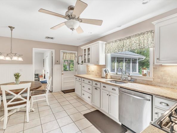 178 Autumn Ridge Road, Fairfield CT 06825