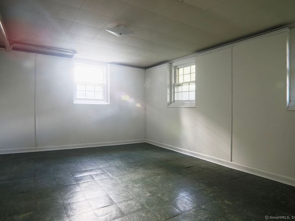 20 Woodlawn Avenue, Norwalk CT 06854