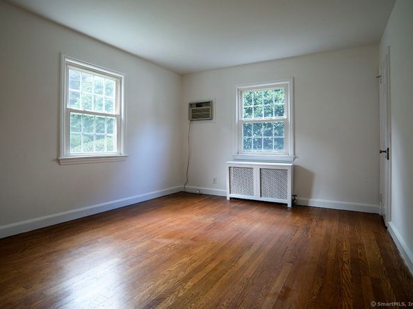 20 Woodlawn Avenue, Norwalk CT 06854
