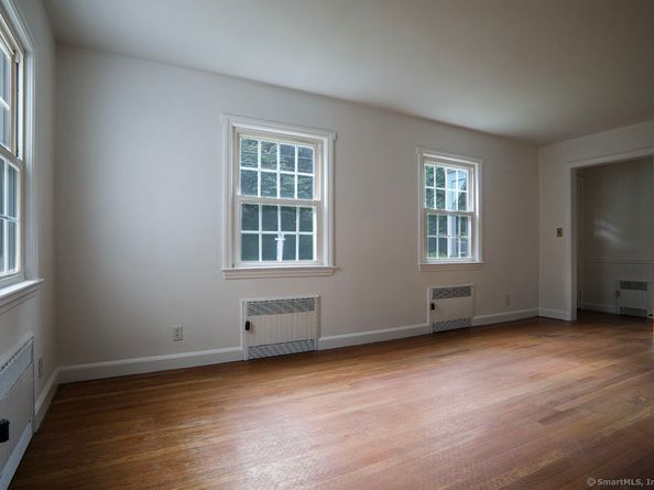 20 Woodlawn Avenue, Norwalk CT 06854