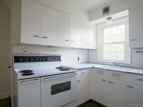 20 Woodlawn Avenue, Norwalk CT 06854