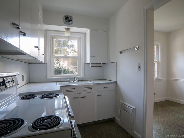 20 Woodlawn Avenue, Norwalk CT 06854