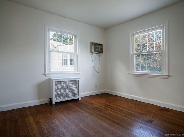20 Woodlawn Avenue, Norwalk CT 06854