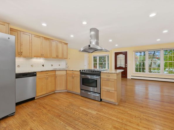 42 County Street, Norwalk CT 06851