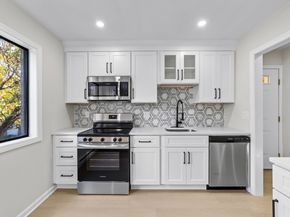 180 Glenbrook Road APT 35, Stamford CT 06902