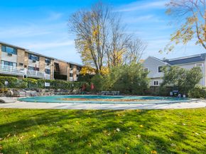 180 Glenbrook Road APT 35, Stamford CT 06902