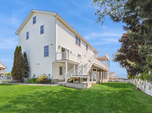 35 5th Avenue, Stratford CT 06615