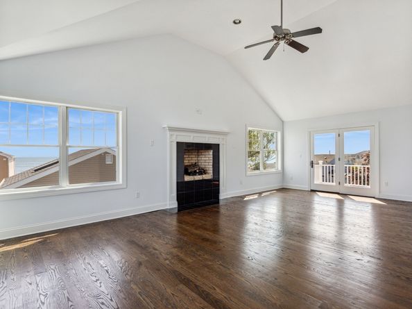 35 5th Avenue, Stratford CT 06615