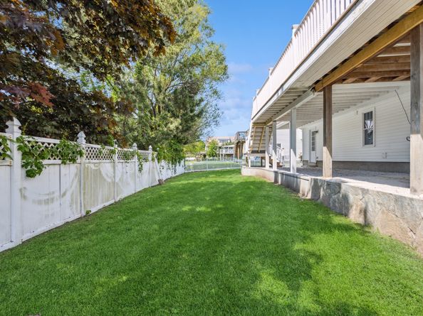 35 5th Avenue, Stratford CT 06615