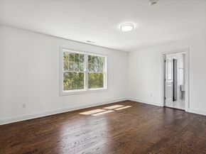 35 5th Avenue, Stratford CT 06615