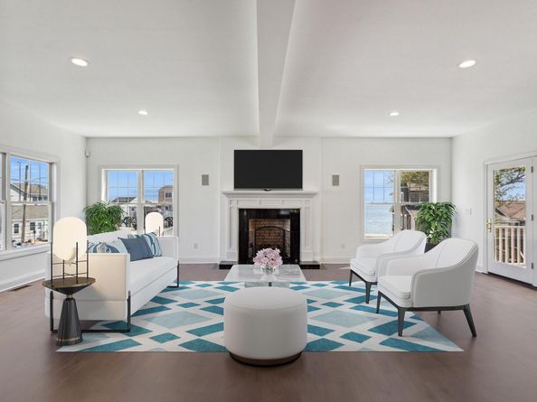 35 5th Avenue, Stratford CT 06615