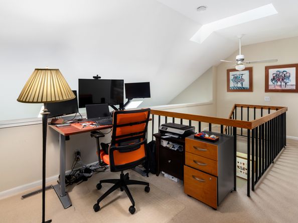 455 Hope Street APT 2F, Stamford CT 06906