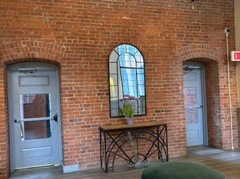 25 Grand Street