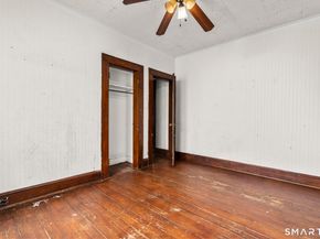 663 White Plains Road, Trumbull CT 06611