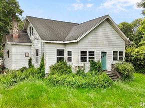 663 White Plains Road, Trumbull CT 06611
