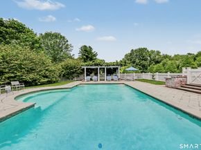 800 Verna Hill Road, Fairfield CT 06824