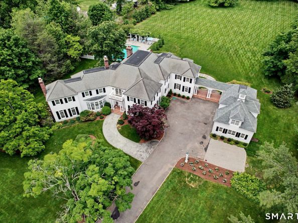 800 Verna Hill Road, Fairfield CT 06824