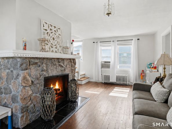 35 Faucett Street, Stamford CT 06906