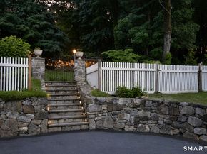 5 Hanover Road, Newtown CT 06470
