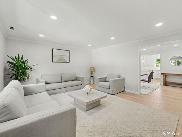 80 Coolidge Avenue, Stamford CT 06906