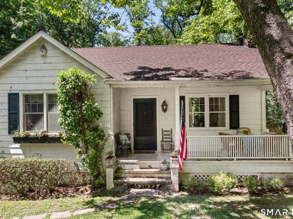 158 Spring Water Lane, New Canaan CT 06840