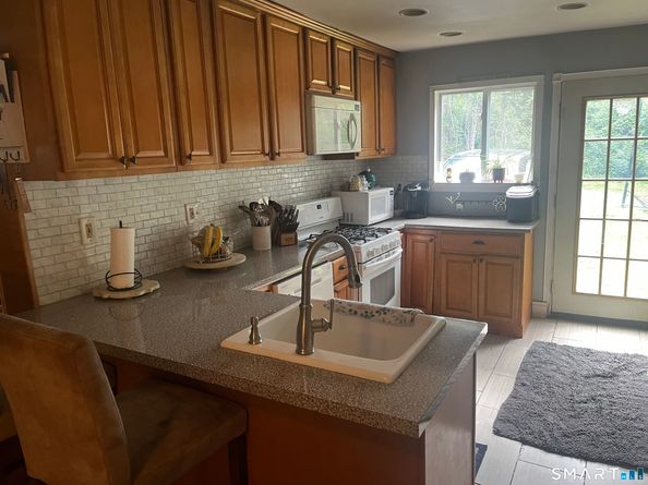 11 Birch Drive, New Fairfield CT 06812