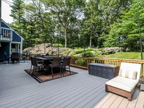 42 Briar Woods Trail, Stamford CT 06903