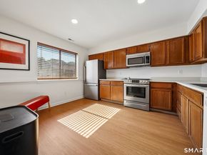 115 Fillow Street 22, Norwalk CT 06850