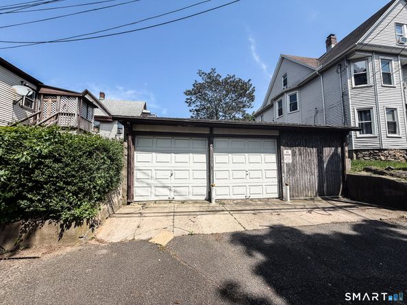 1384 Boston Avenue, Bridgeport CT 06610