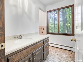 40 Owl Hill Trail, Trumbull CT 06611