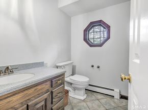 40 Owl Hill Trail, Trumbull CT 06611