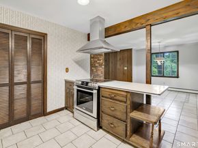 40 Owl Hill Trail, Trumbull CT 06611