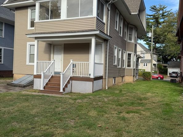 59-61 Myrtle Avenue, Bridgeport CT 06604