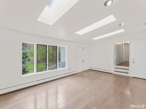 89 Cranbury Drive, Trumbull CT 06611