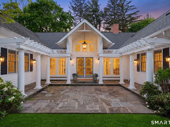 41 Peaceable Street, Ridgefield CT 06877