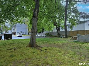 143 Columbus Place 8, Stamford CT 06907