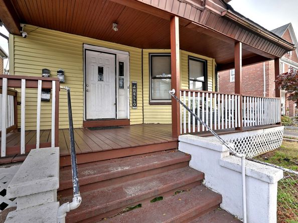 696 Kossuth Street, Bridgeport CT 06608