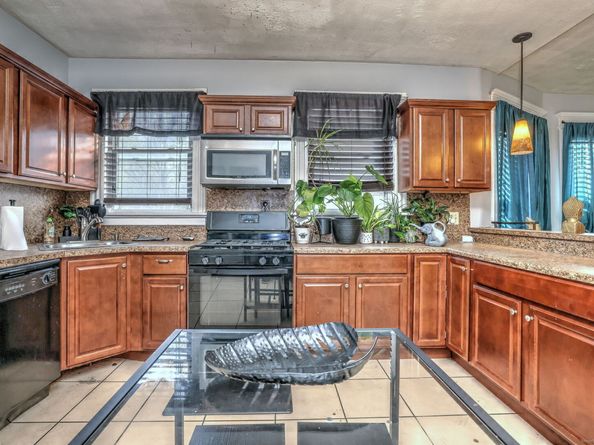 696 Kossuth Street, Bridgeport CT 06608