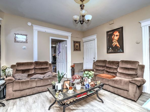 696 Kossuth Street, Bridgeport CT 06608