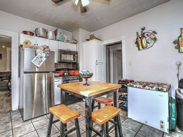 696 Kossuth Street, Bridgeport CT 06608