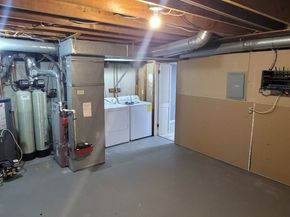 6 Comstock Trail 6, Brookfield CT 06804