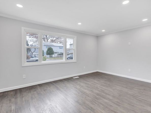 366 Columbus Avenue, Stratford CT 06615