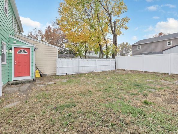 366 Columbus Avenue, Stratford CT 06615