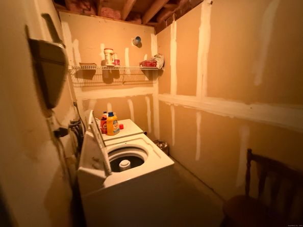 18 Ridgebury Drive, Trumbull CT 06611