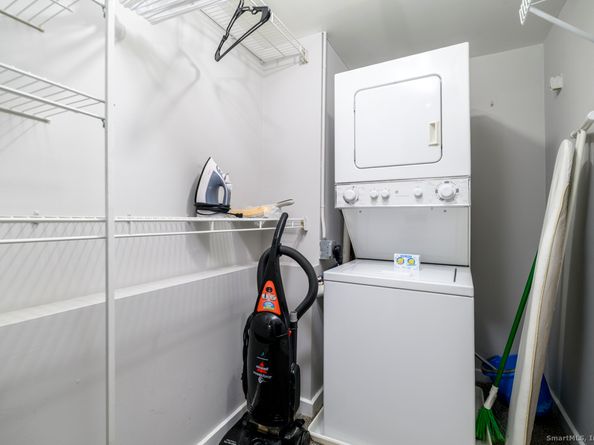 127 Greyrock Place 607, Stamford CT 06901