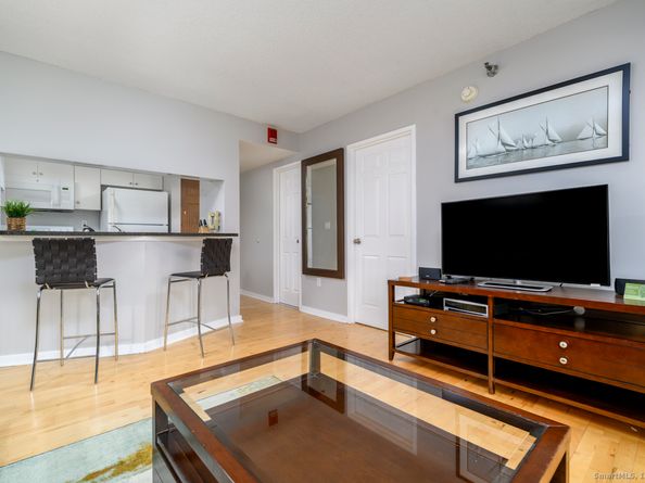 127 Greyrock Place 607, Stamford CT 06901