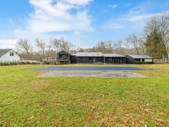 113 Woodbrook Drive, Stamford CT 06907