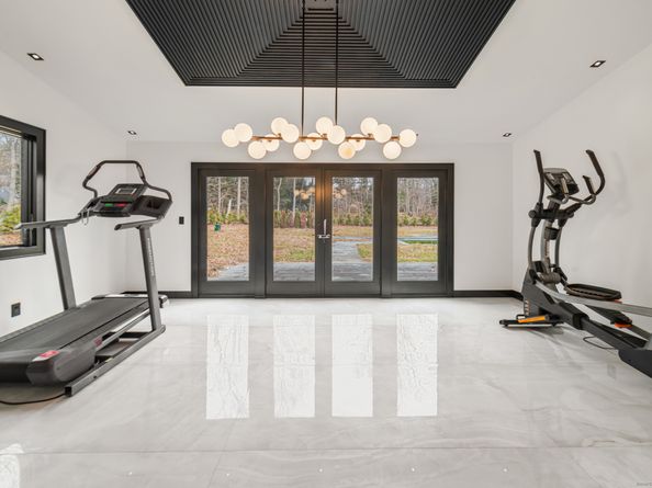 113 Woodbrook Drive, Stamford CT 06907